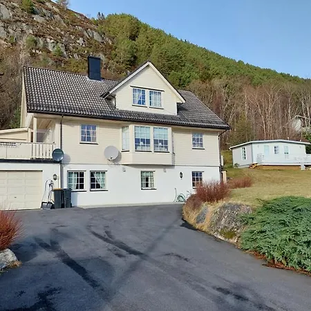Alesund Guesthouse Luxury tent